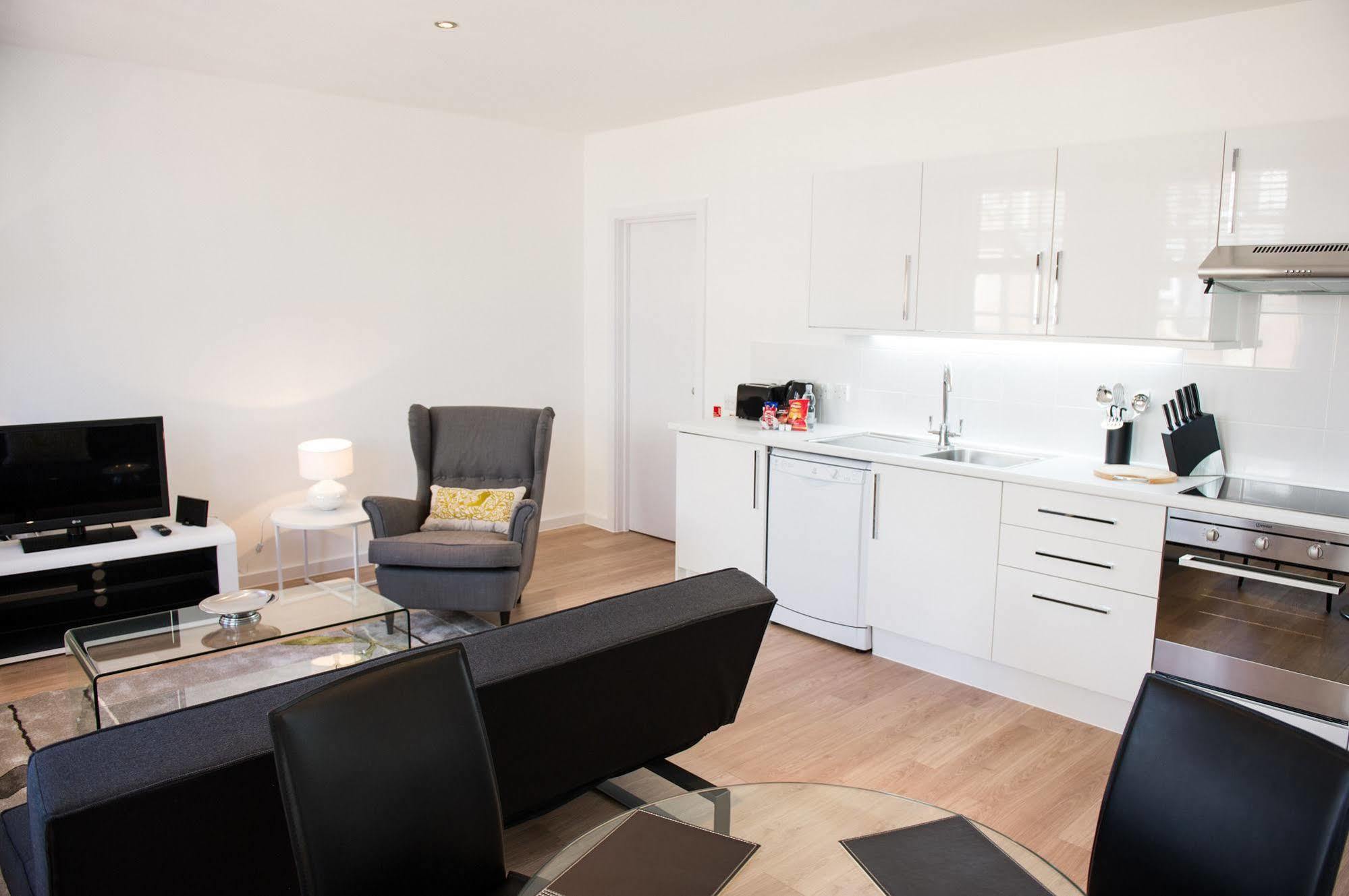 West End One Apartments London Exteriör bild